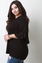 Load image into Gallery viewer, አንድ ነፃ Keyhole Ruffle አዲስ ይታያል ከፍተኛ
